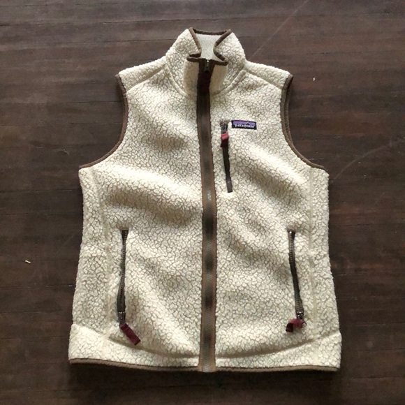 Patagonia Sweaters - Patagonia fleece cream olive and burgundy vest